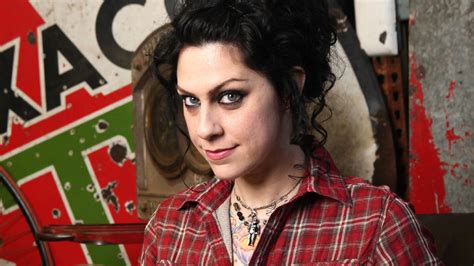 American Pickers’ Danielle Colby goes completely naked ...